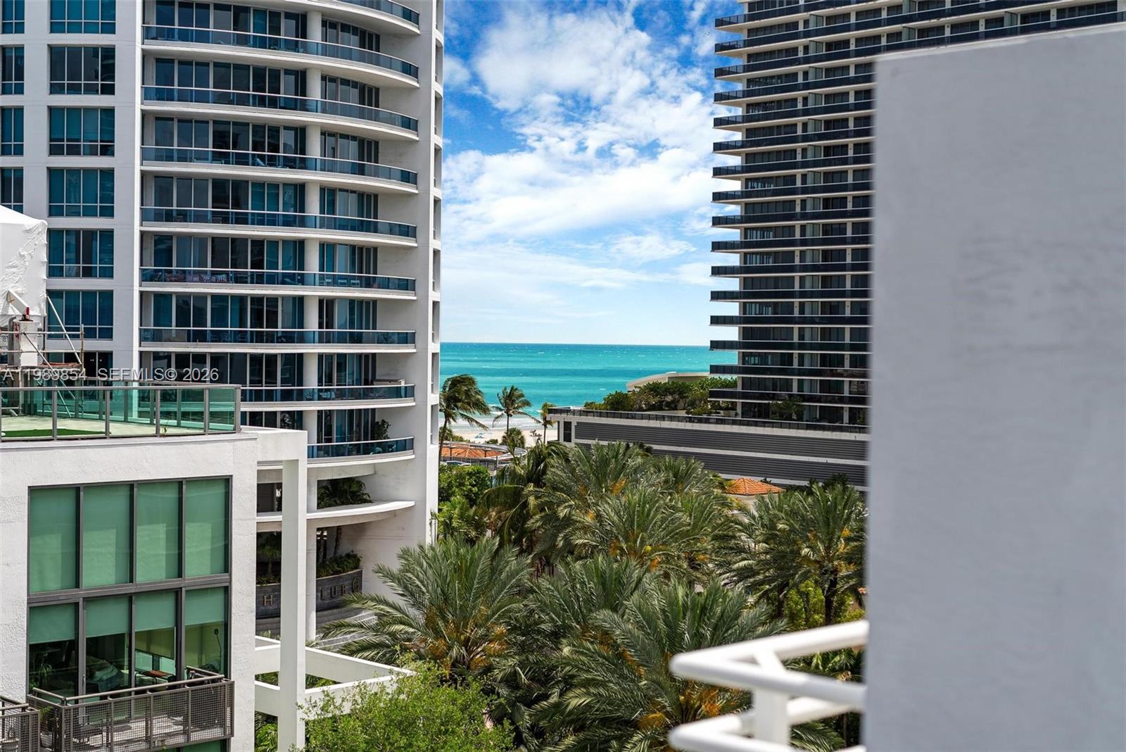 5970 Indian Creek Dr # 4 Unit: PH-4