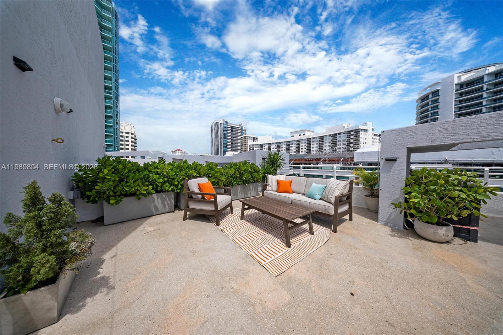 5970 Indian Creek Dr # 4 Unit: PH-4