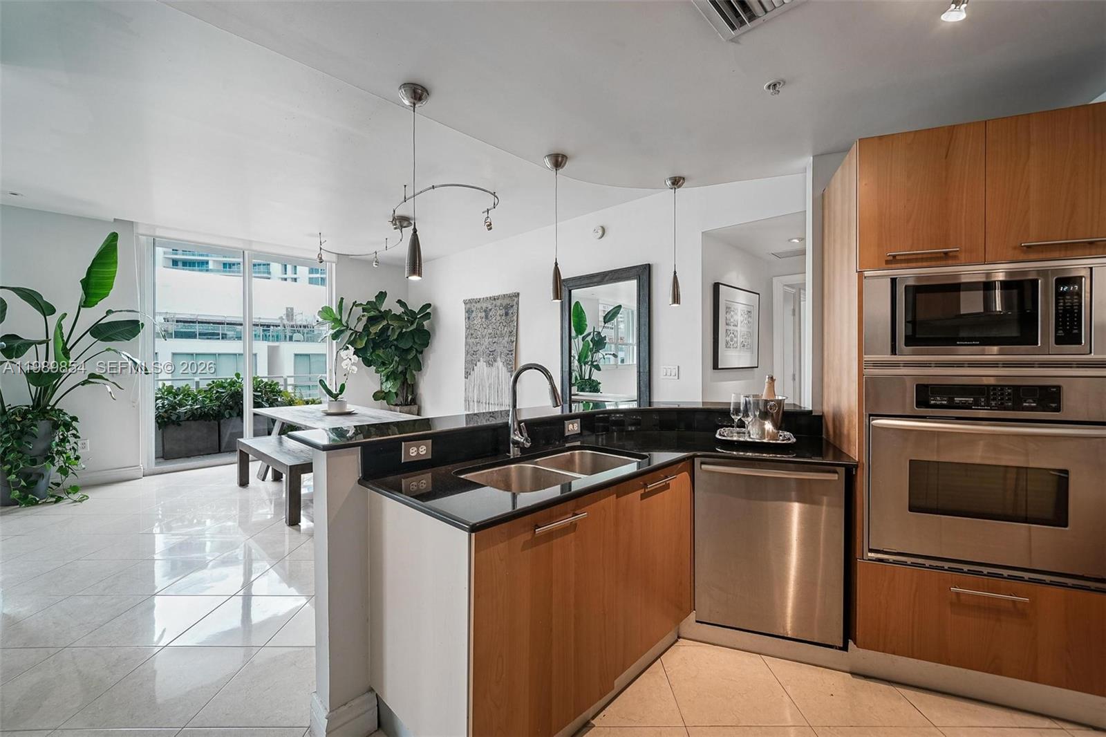 5970 Indian Creek Dr # 4 Unit: PH-4