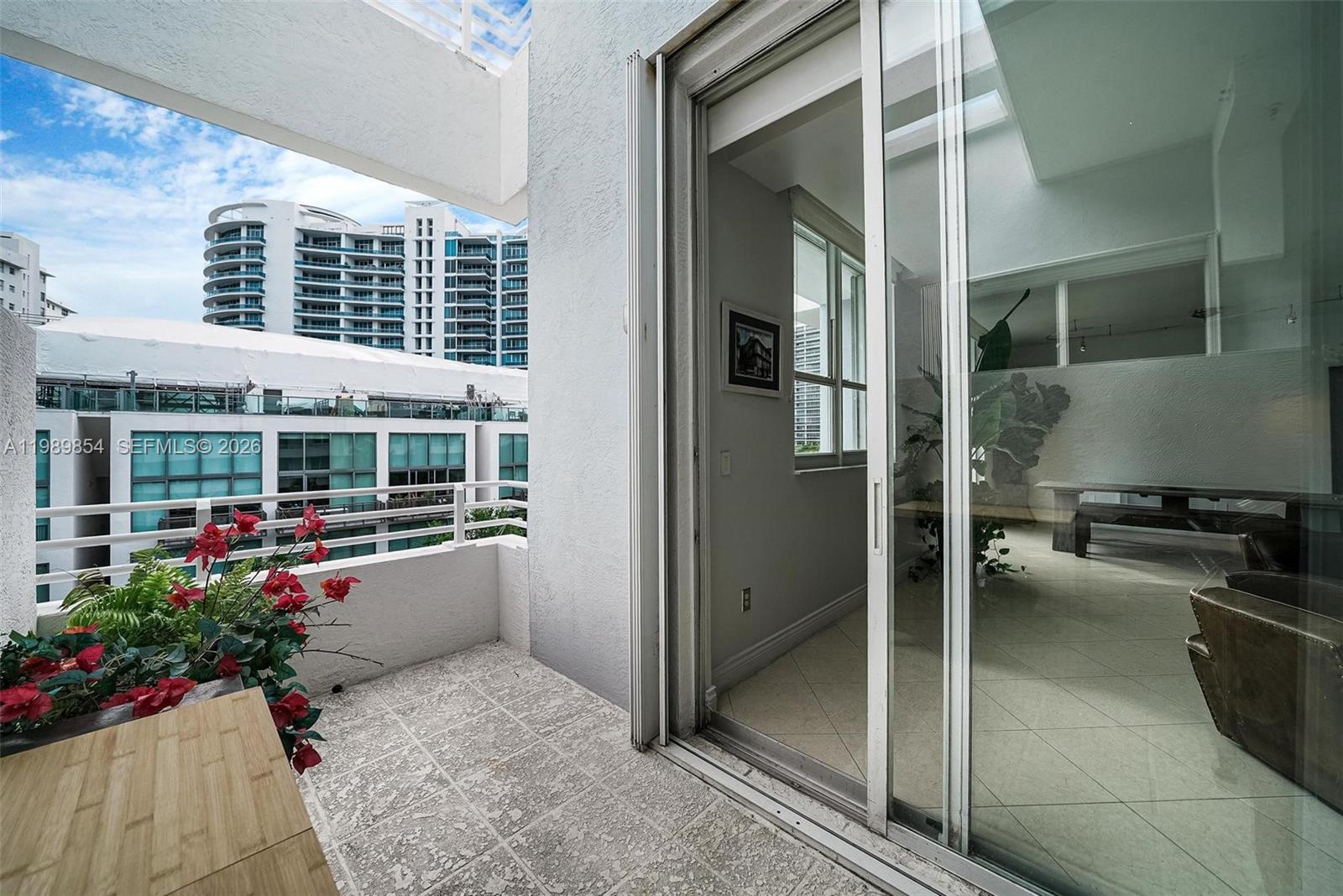 5970 Indian Creek Dr # 4 Unit: PH-4