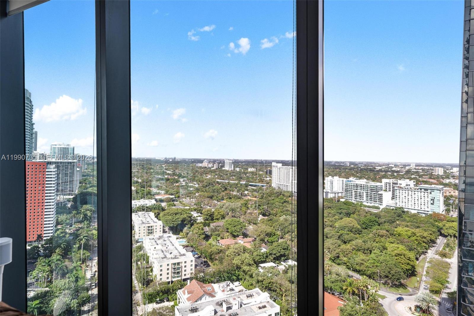 1451 Brickell Ave # 2704