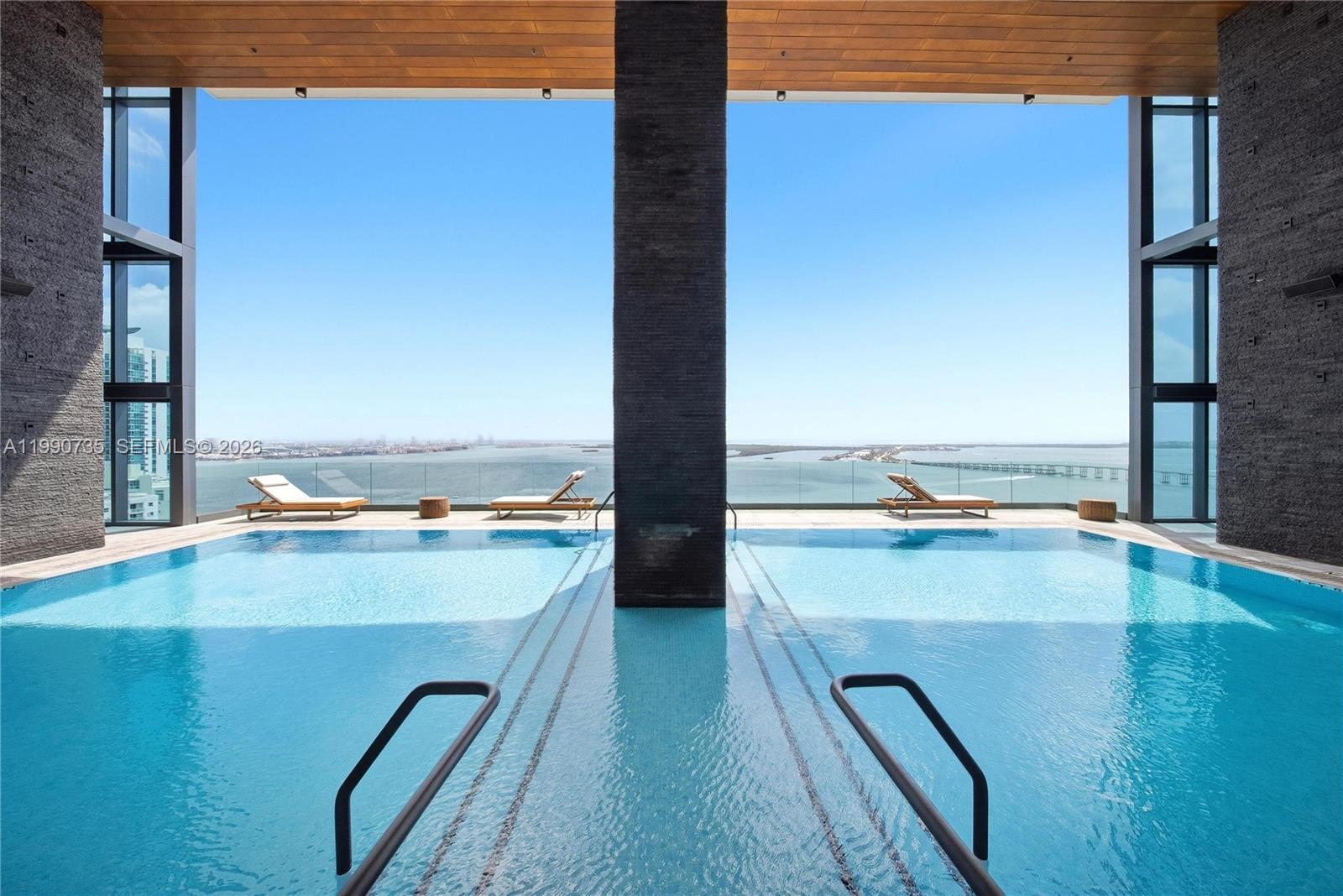 1451 Brickell Ave # 2704