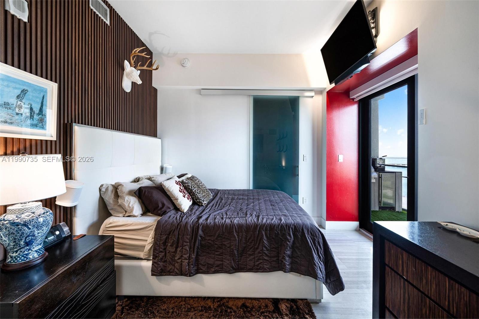 1451 Brickell Ave # 2704