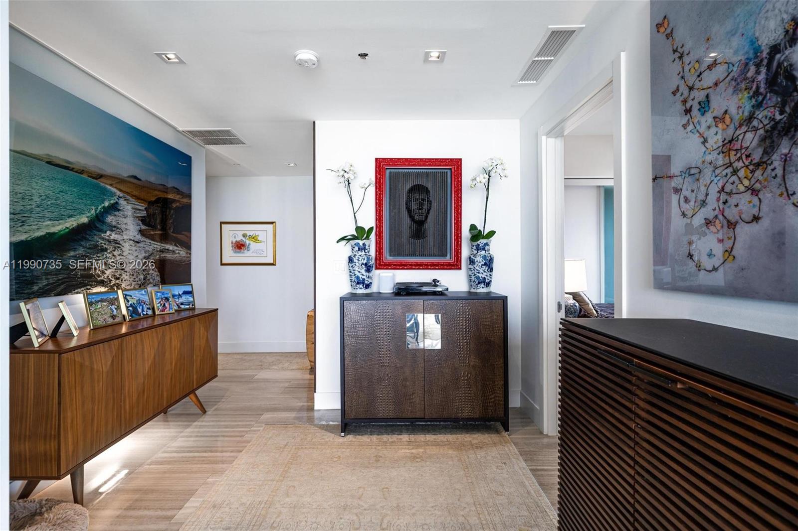 1451 Brickell Ave # 2704