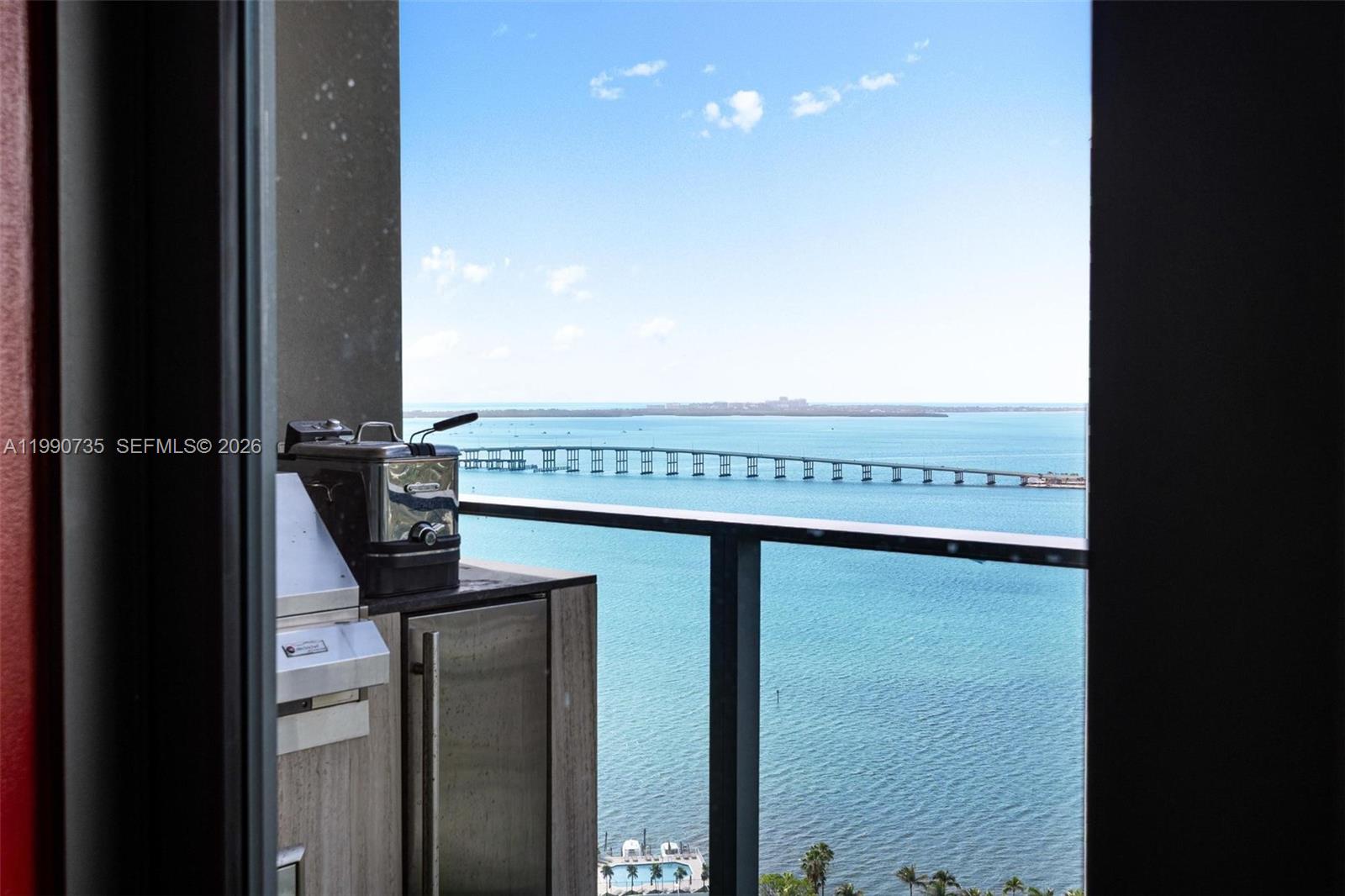 1451 Brickell Ave # 2704