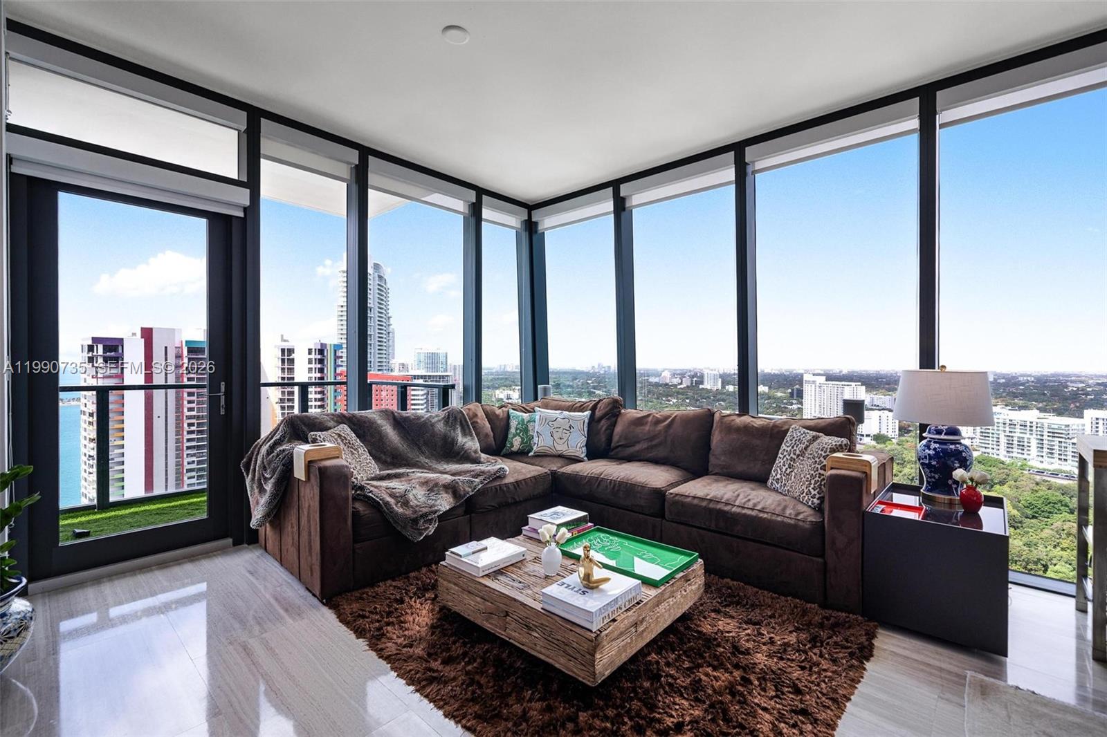 1451 Brickell Ave # 2704