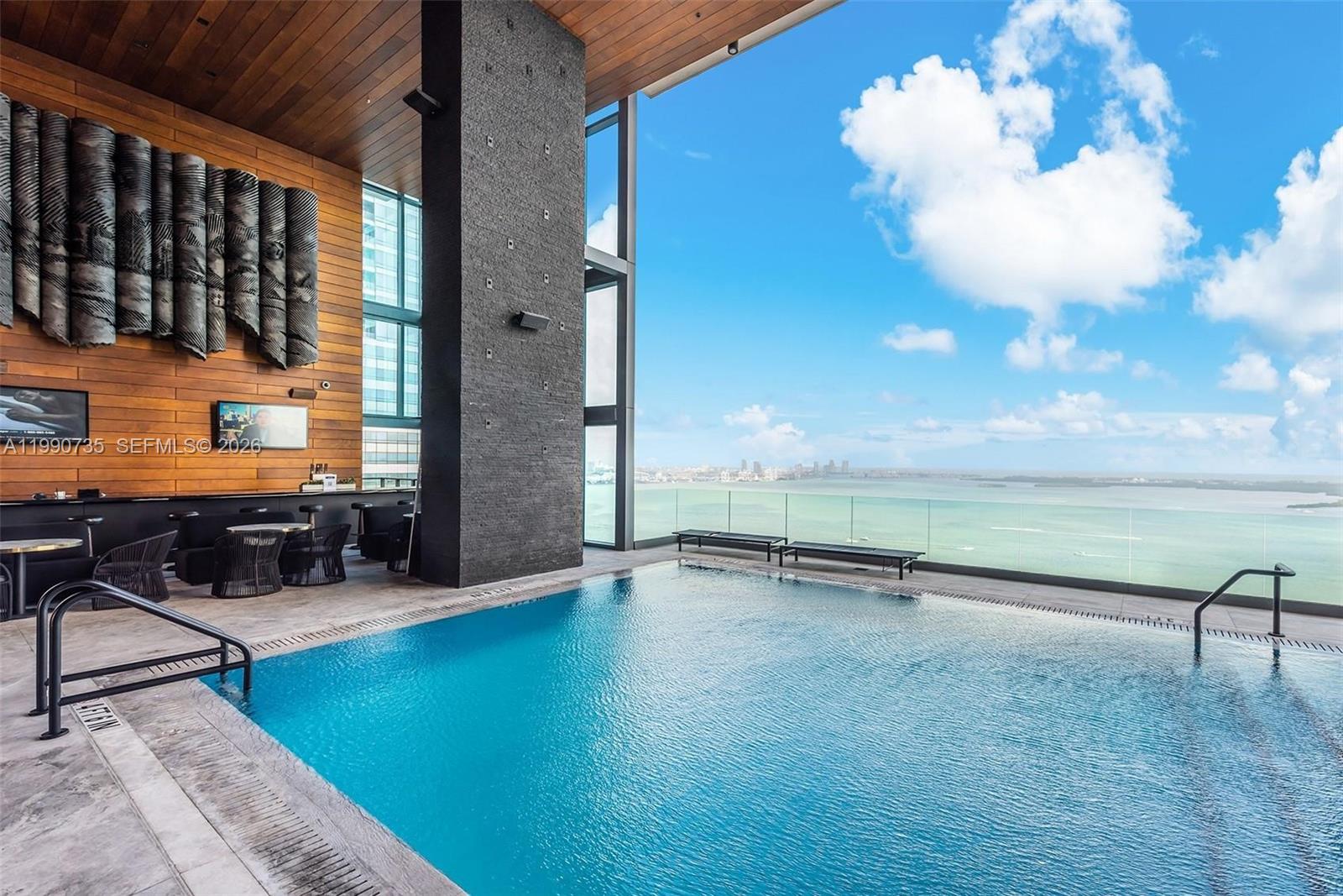 1451 Brickell Ave # 2704