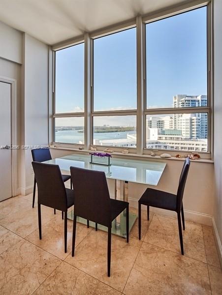 10225 Collins Ave # 1703