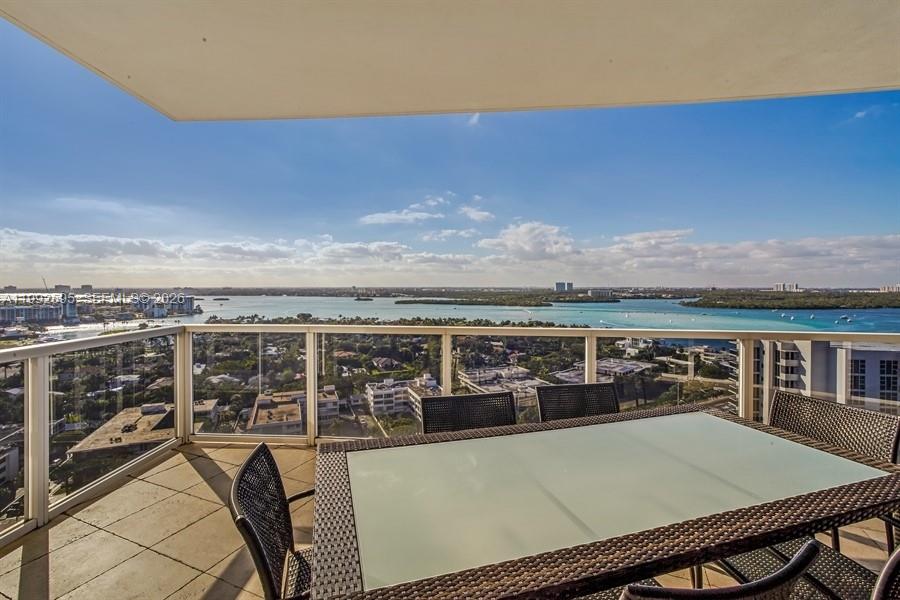 10225 Collins Ave # 1703