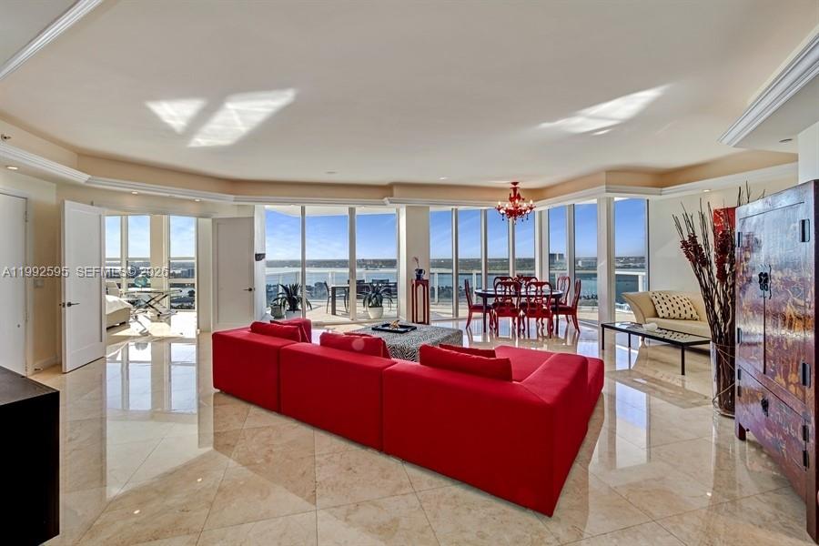 10225 Collins Ave # 1703