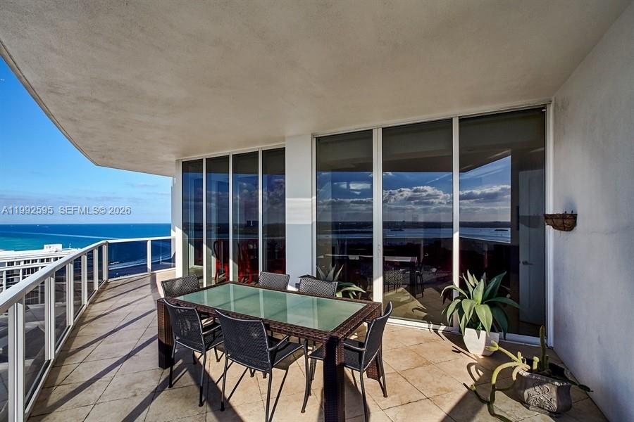 10225 Collins Ave # 1703