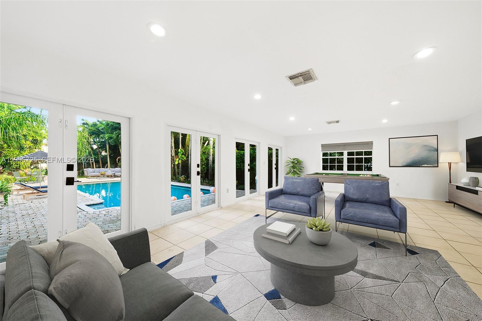 3755 Royal Palm Ave