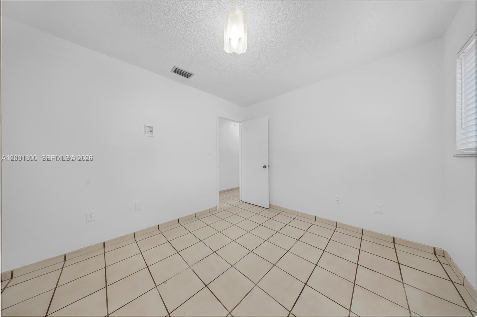 72 SW 113th Ave