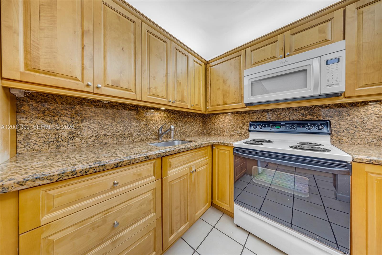 72 SW 113th Ave