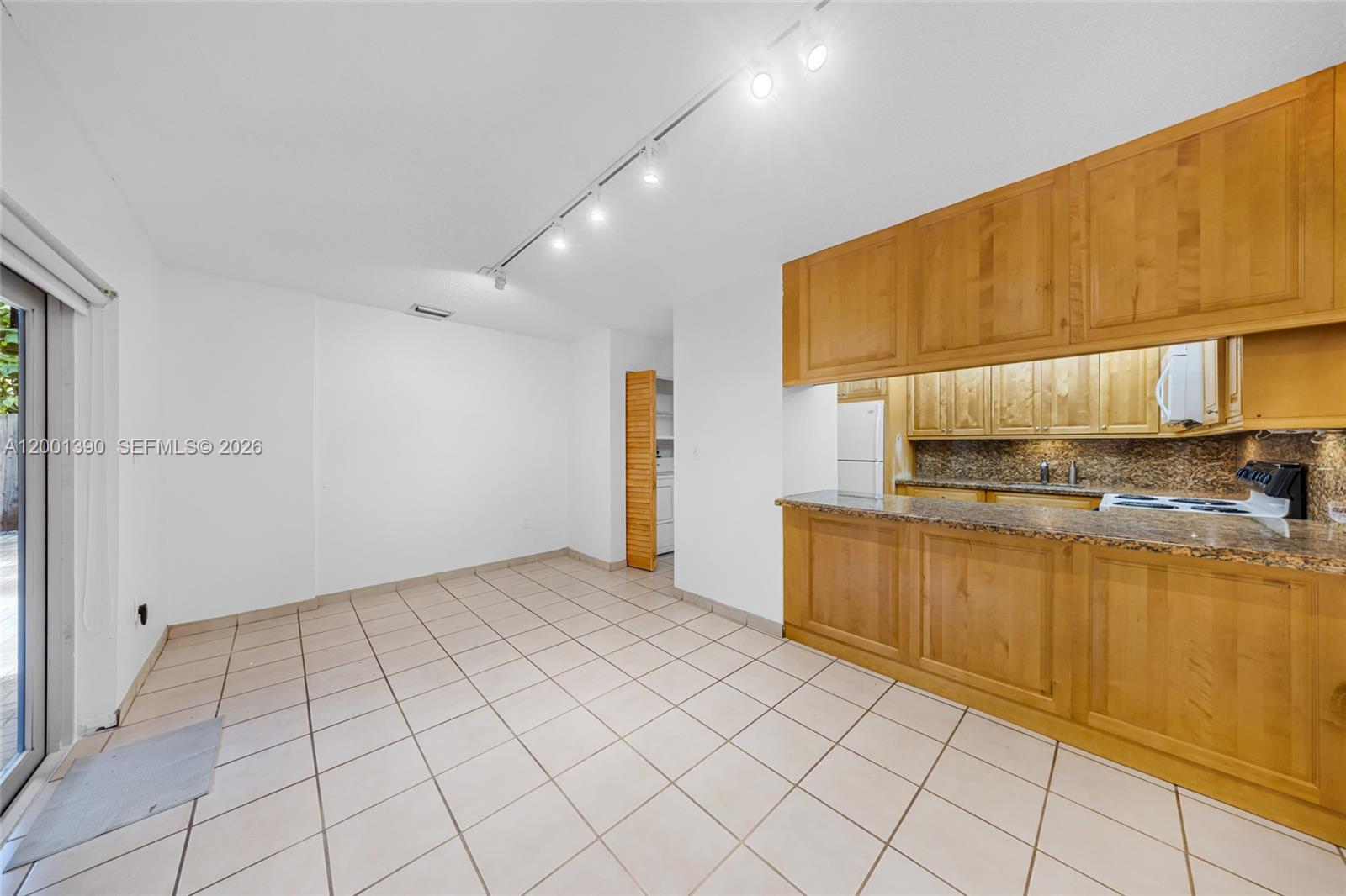 72 SW 113th Ave