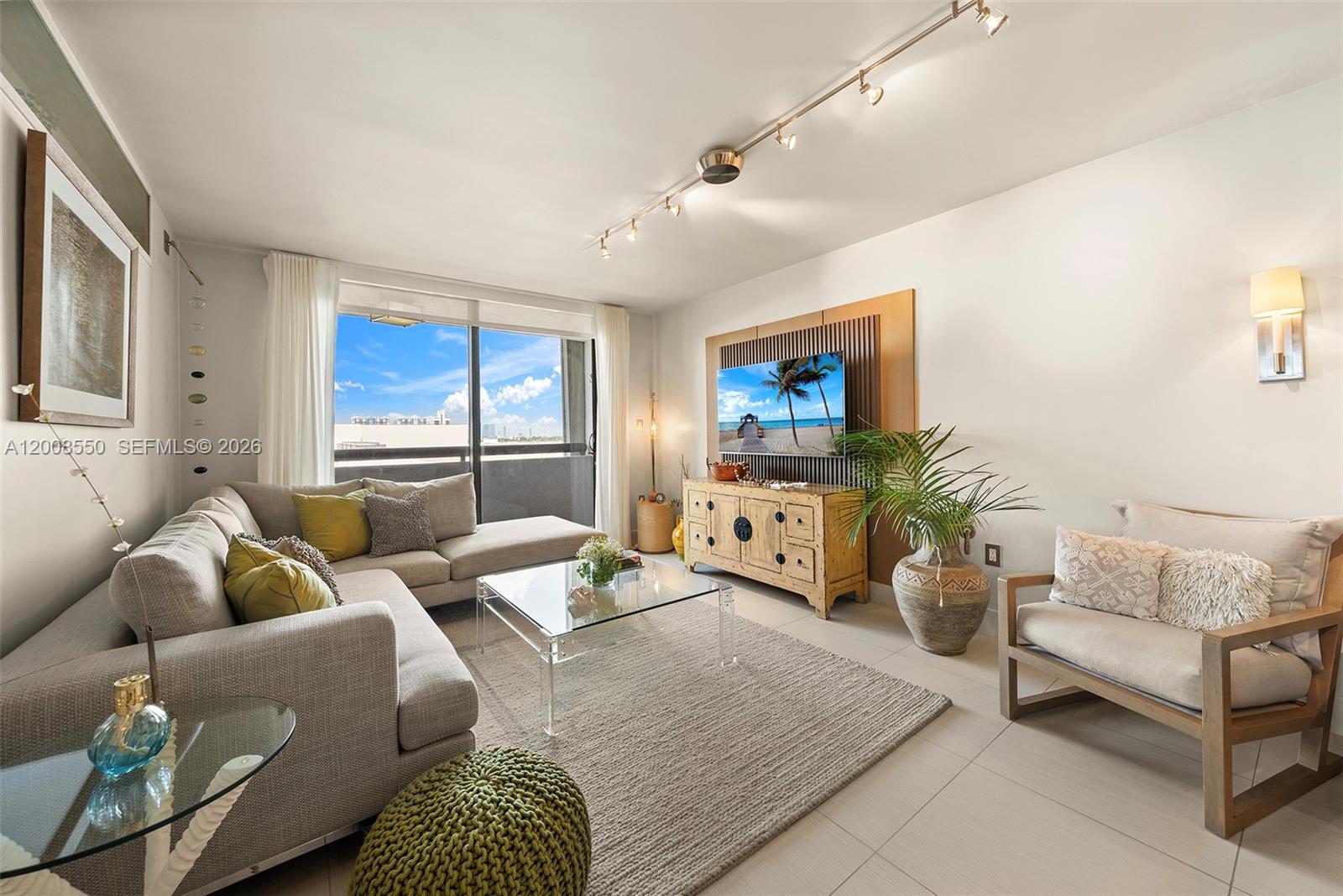 1775 Washington Ave # 8F
