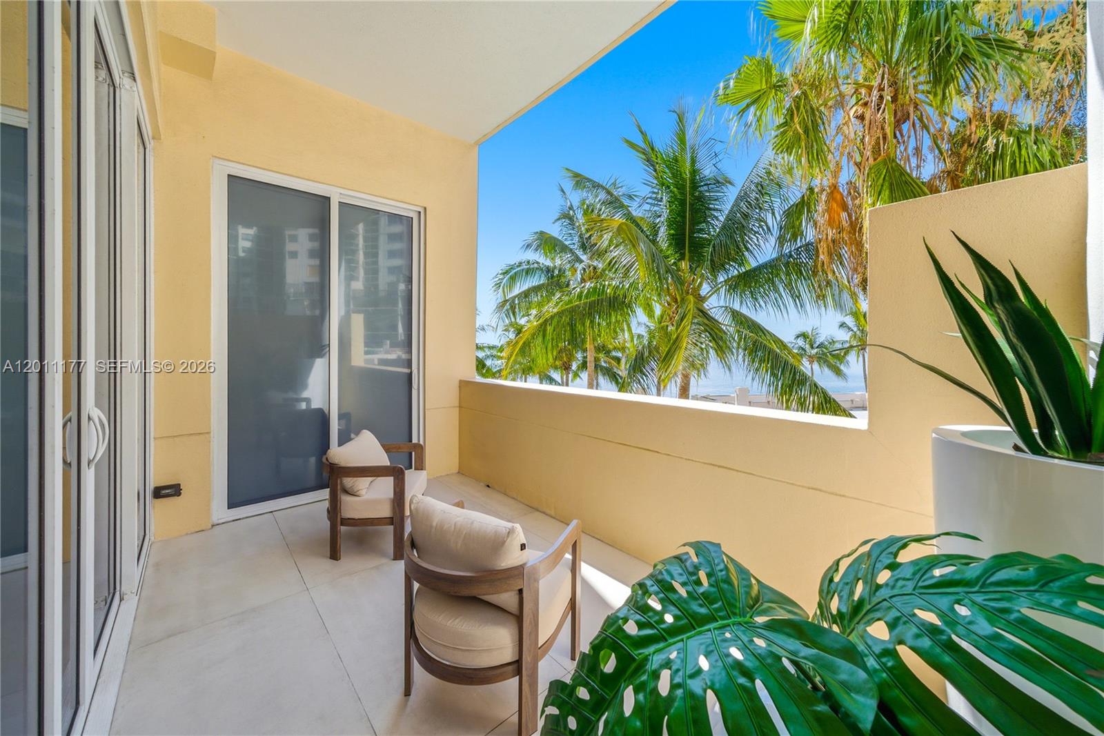 808 Brickell Key Dr # 408