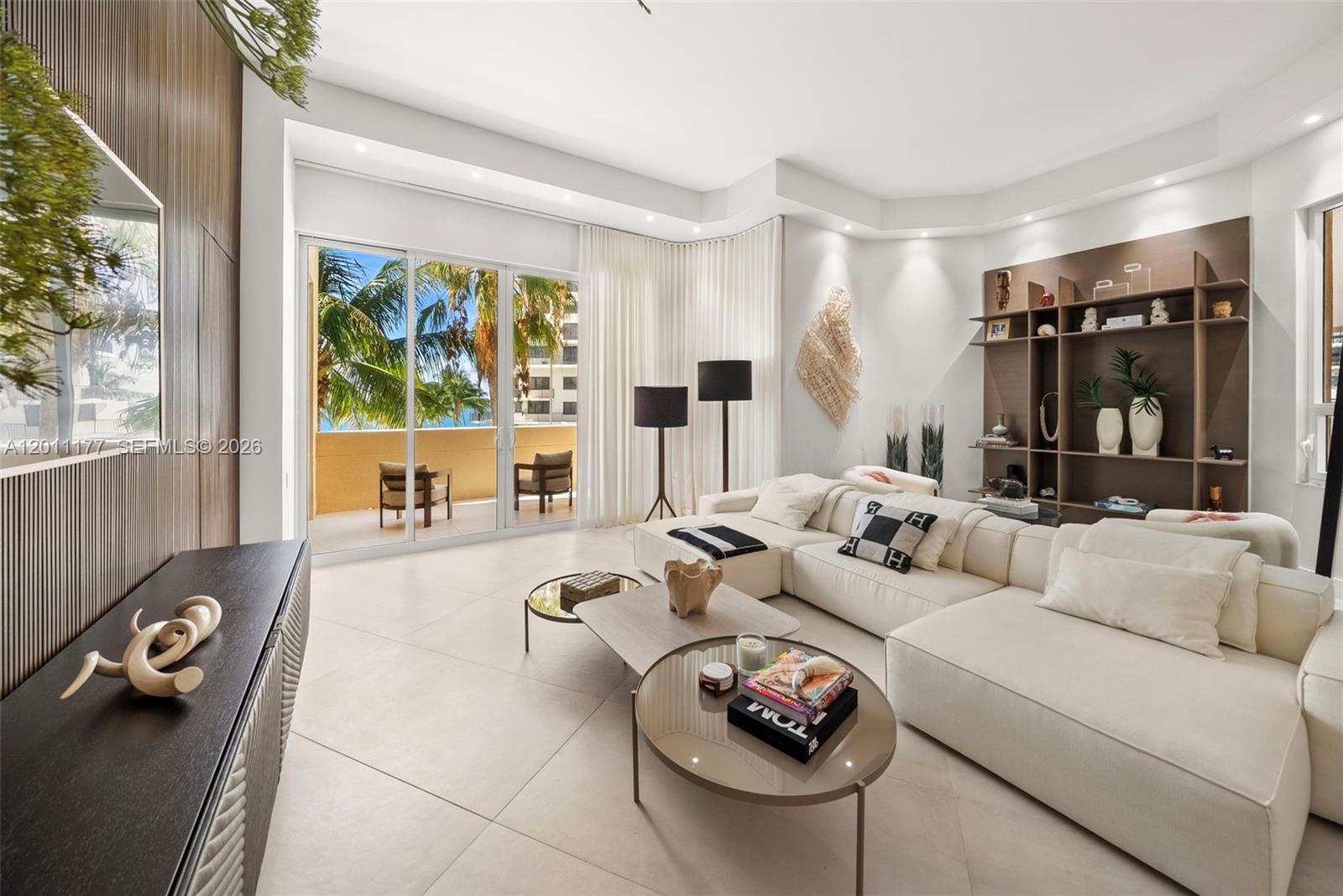 808 Brickell Key Dr # 408