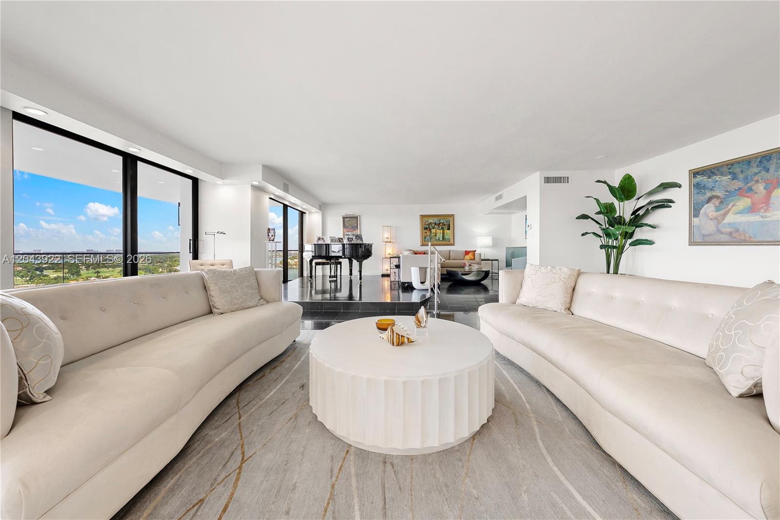 5500 Collins Ave # 1902