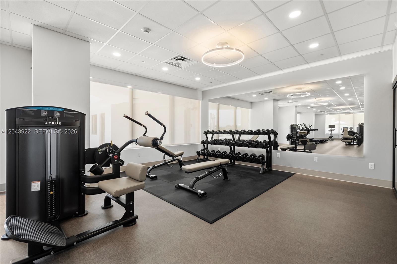 5500 Collins Ave # 1902