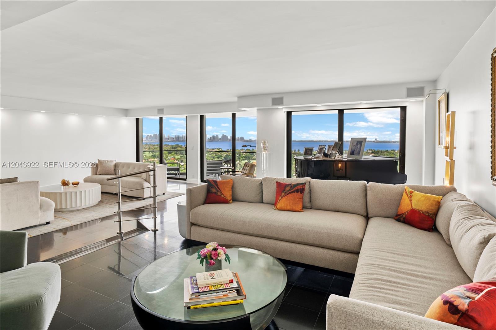 5500 Collins Ave # 1902