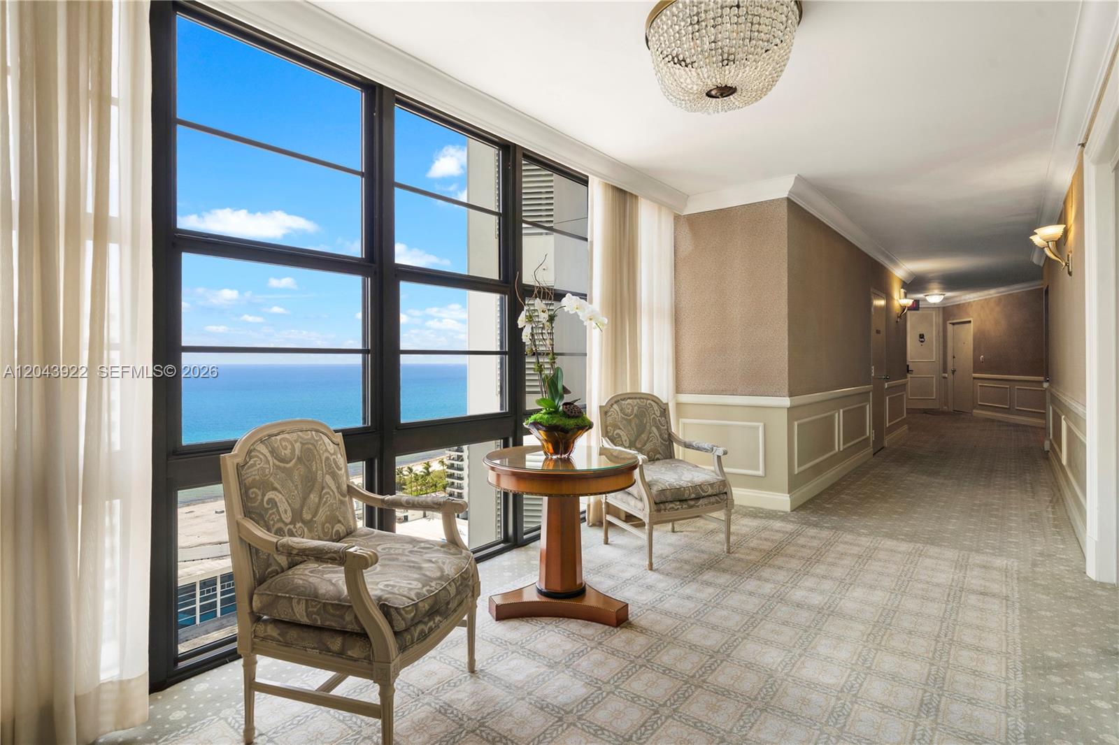5500 Collins Ave # 1902