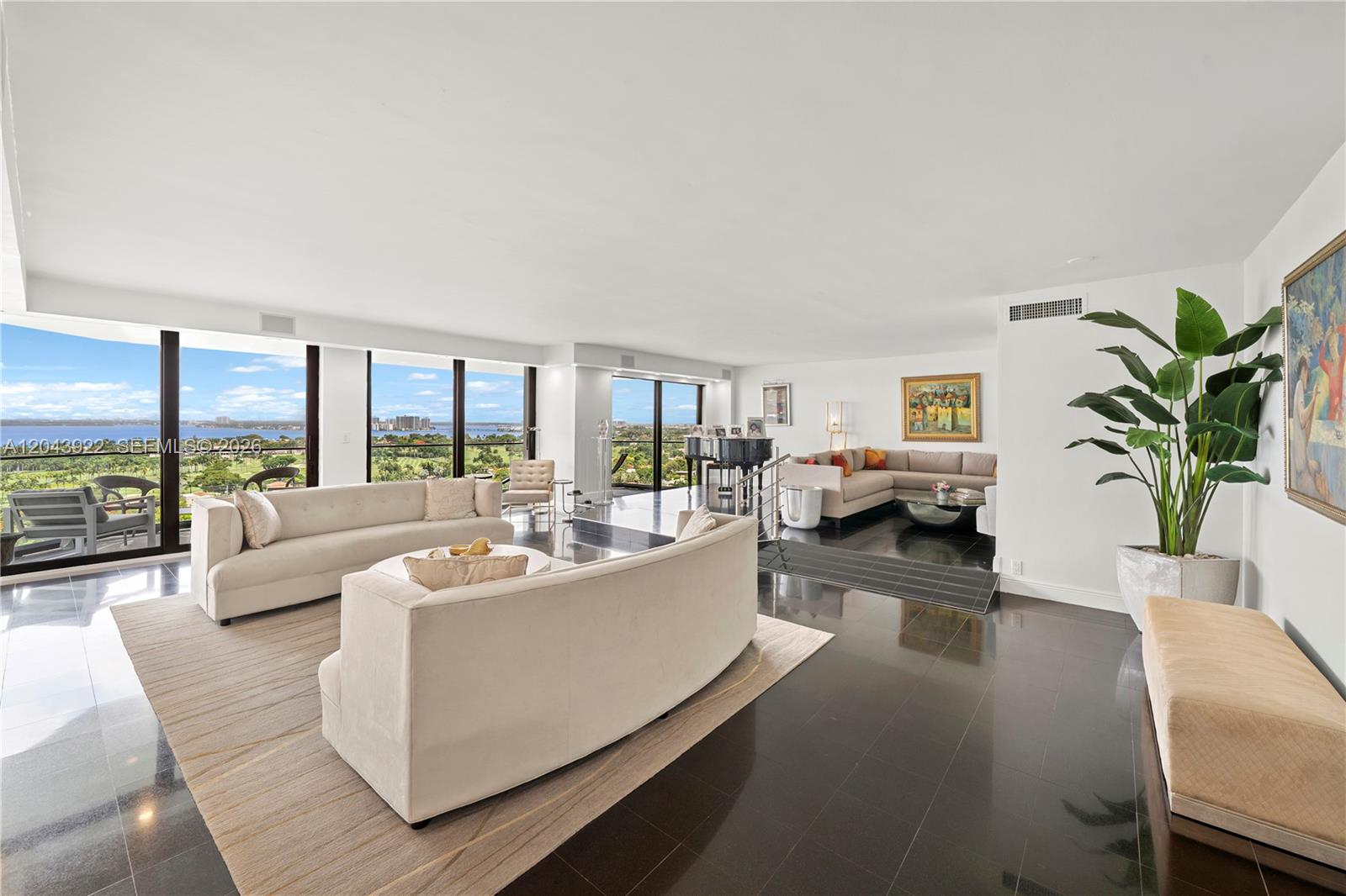 5500 Collins Ave # 1902