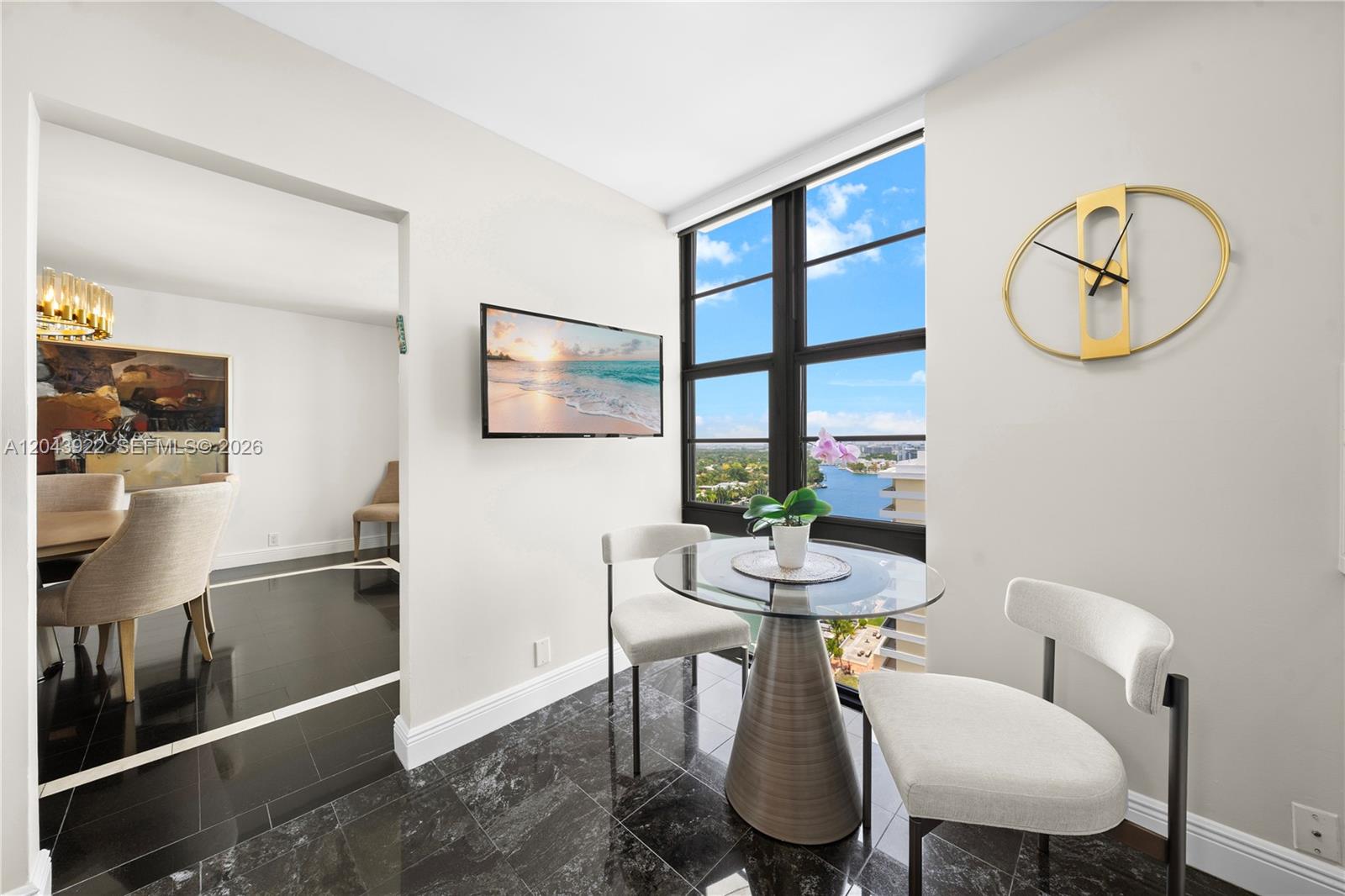 5500 Collins Ave # 1902