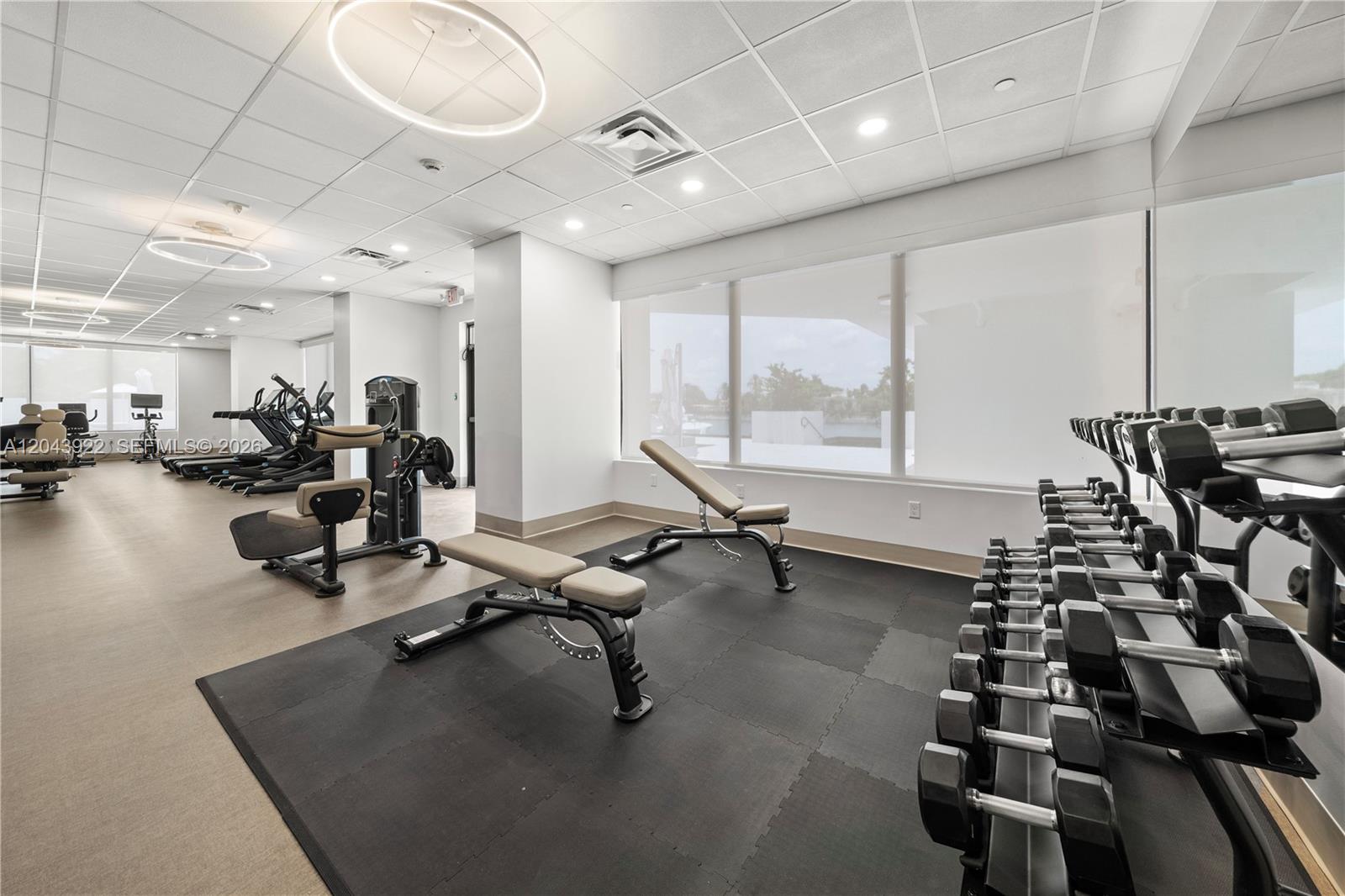 5500 Collins Ave # 1902