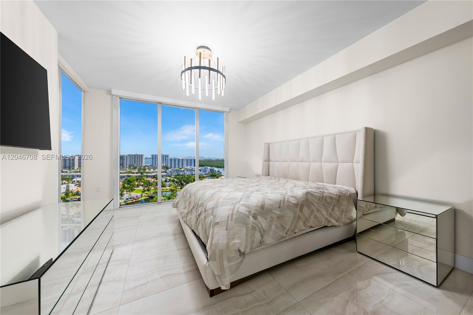 330 Sunny Isles Blvd # 1708 Unit: 5-1708