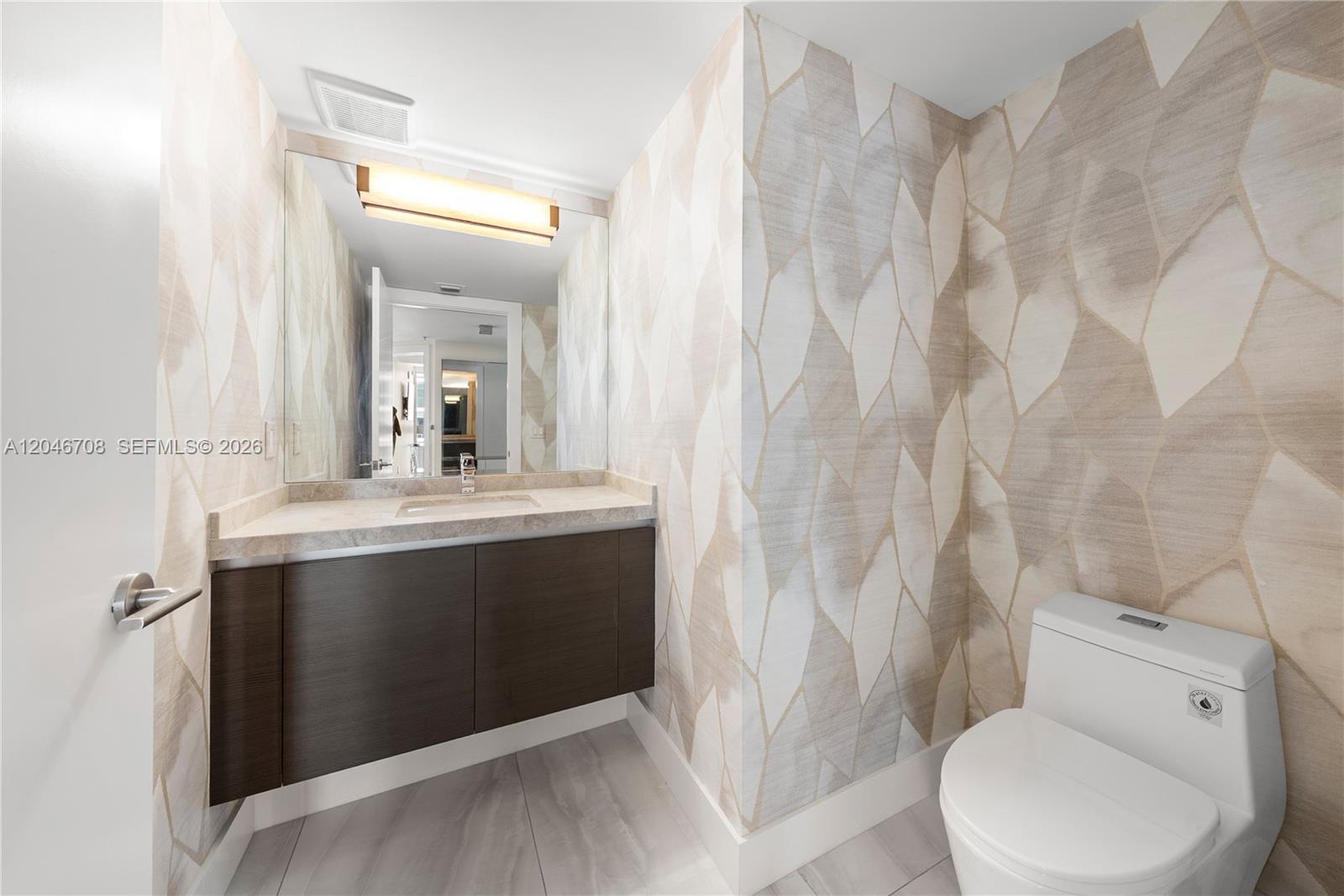 330 Sunny Isles Blvd # 1708 Unit: 5-1708