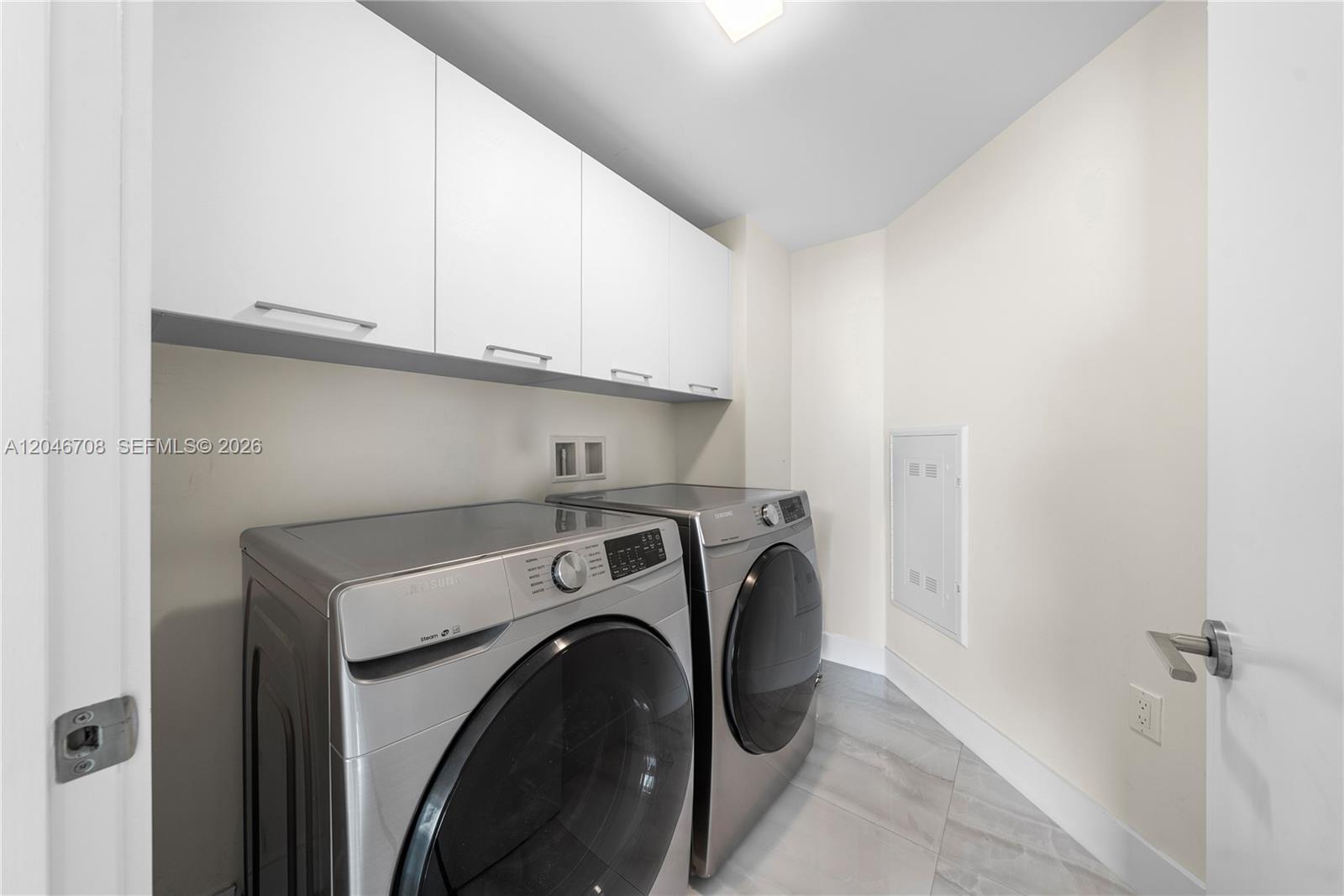 330 Sunny Isles Blvd # 1708 Unit: 5-1708