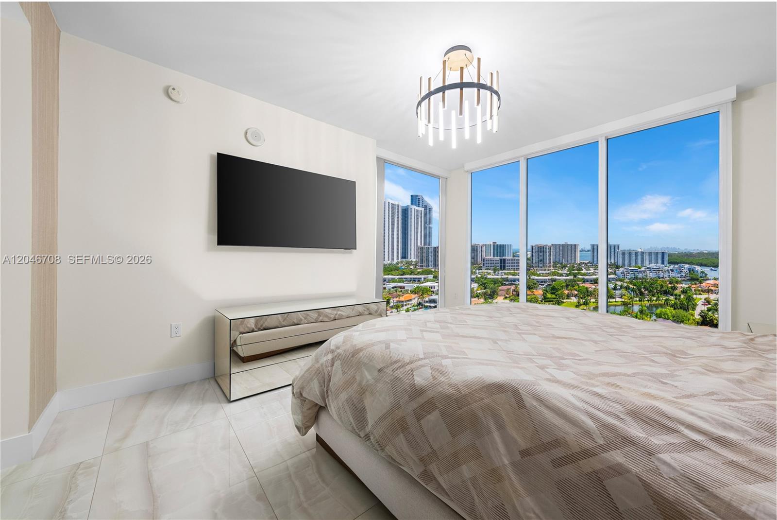 330 Sunny Isles Blvd # 1708 Unit: 5-1708