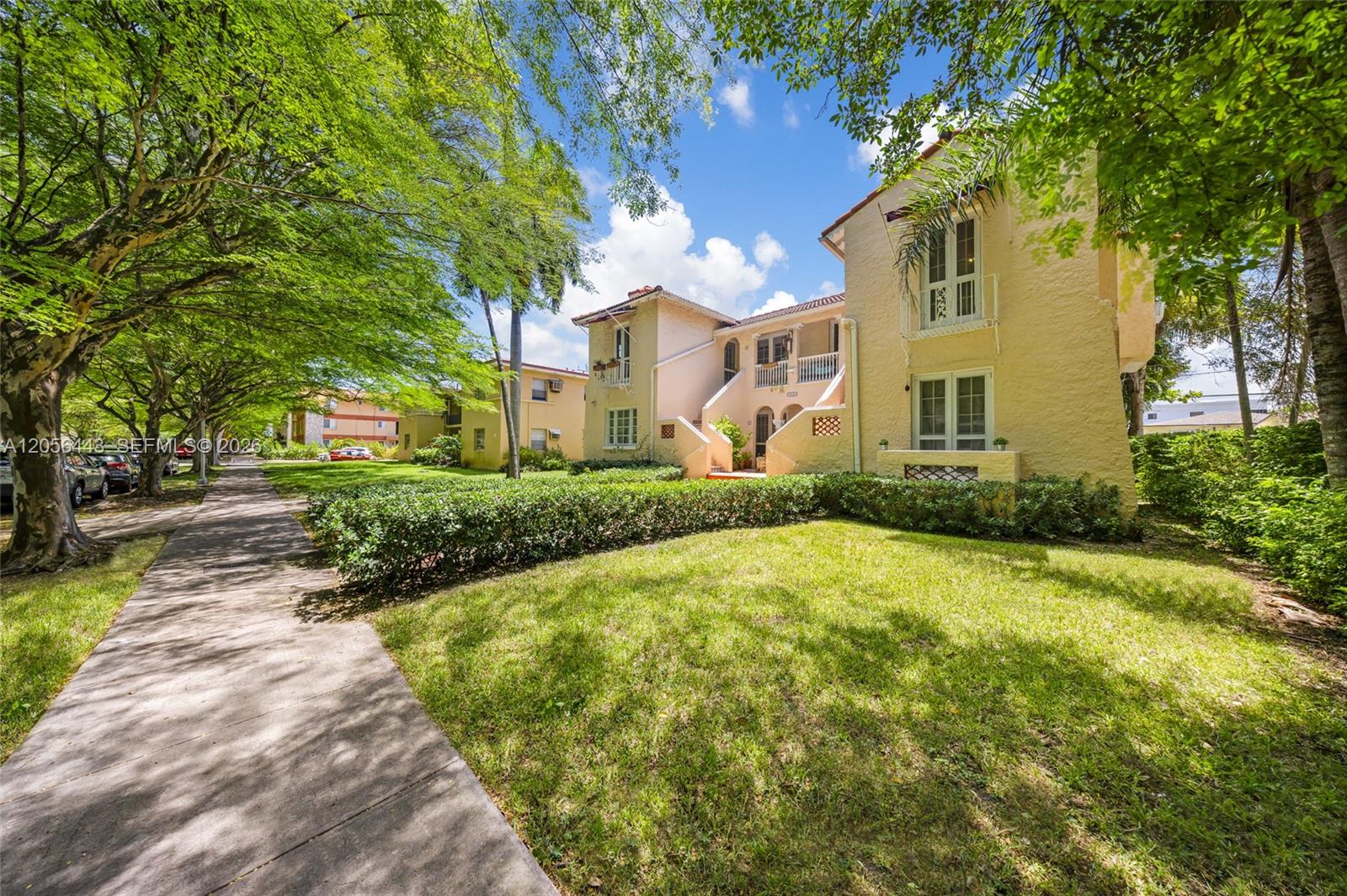 902 Salzedo St # 5
