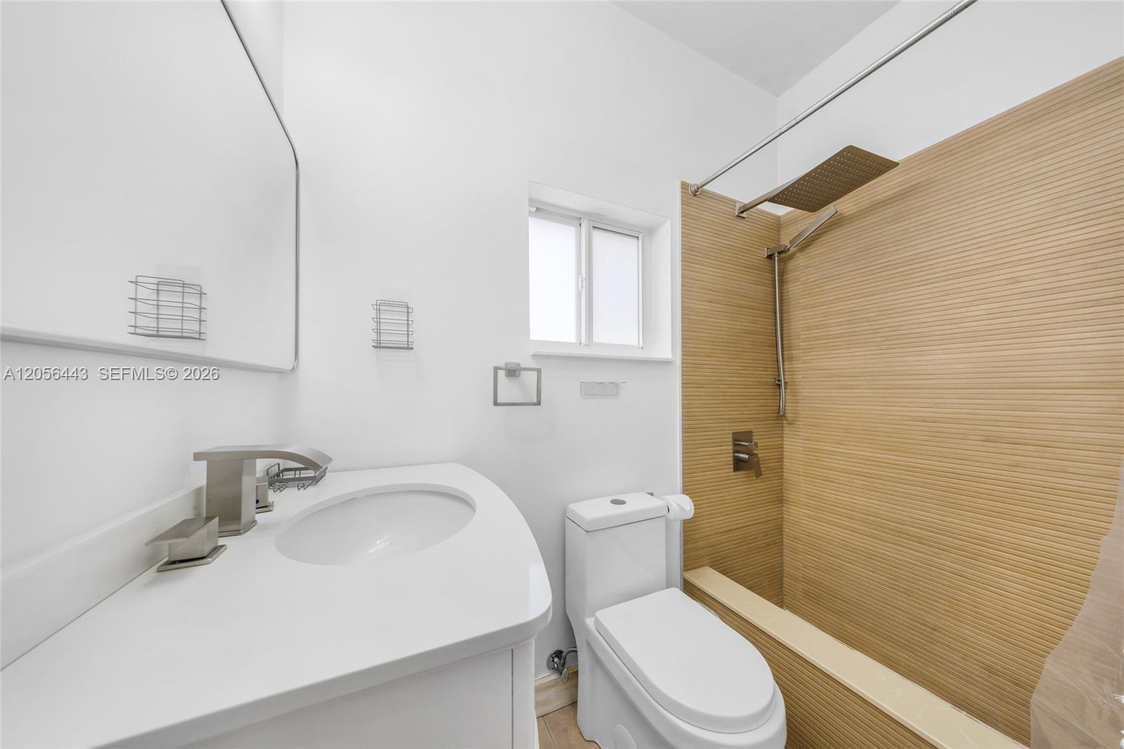 902 Salzedo St # 5