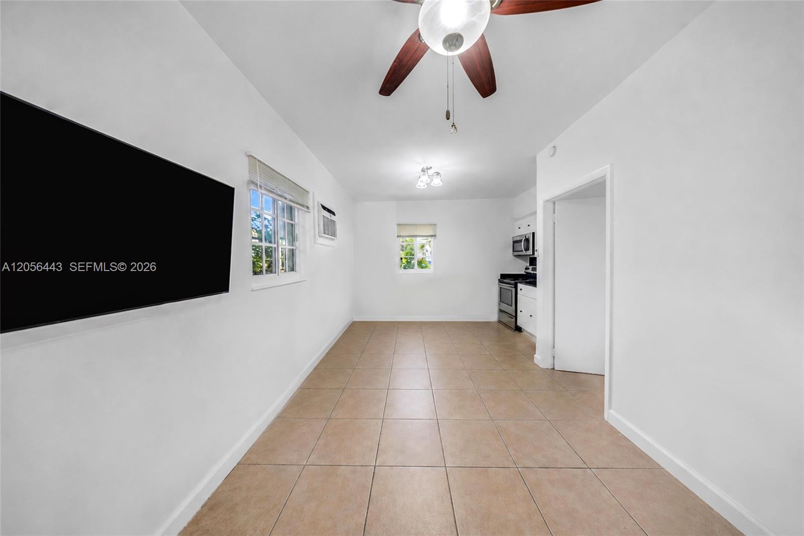 902 Salzedo St # 5