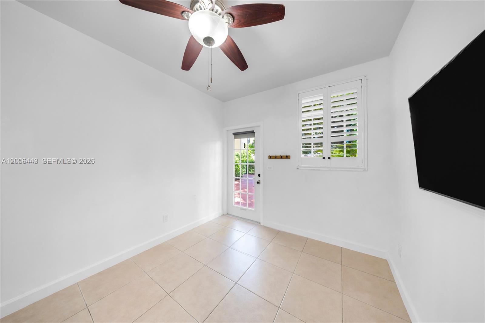 902 Salzedo St # 5