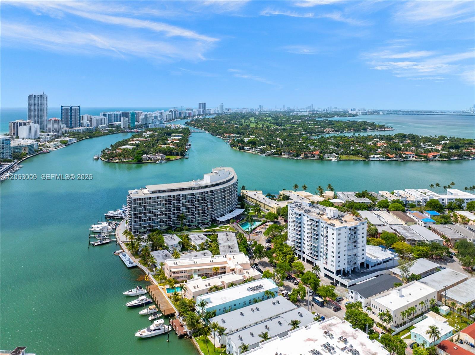 900 Bay Dr Unit: 702/704