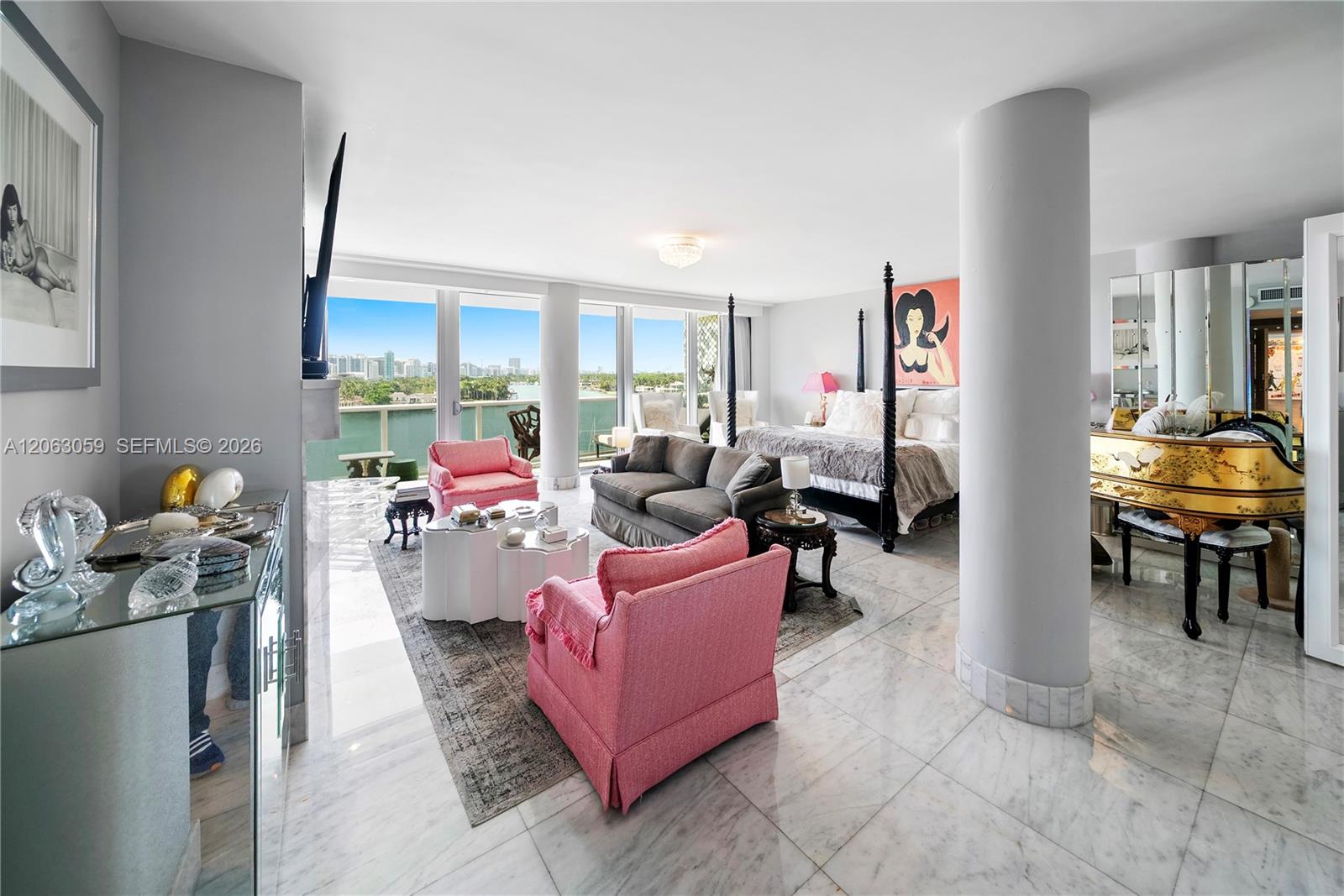 900 Bay Dr Unit: 702/704