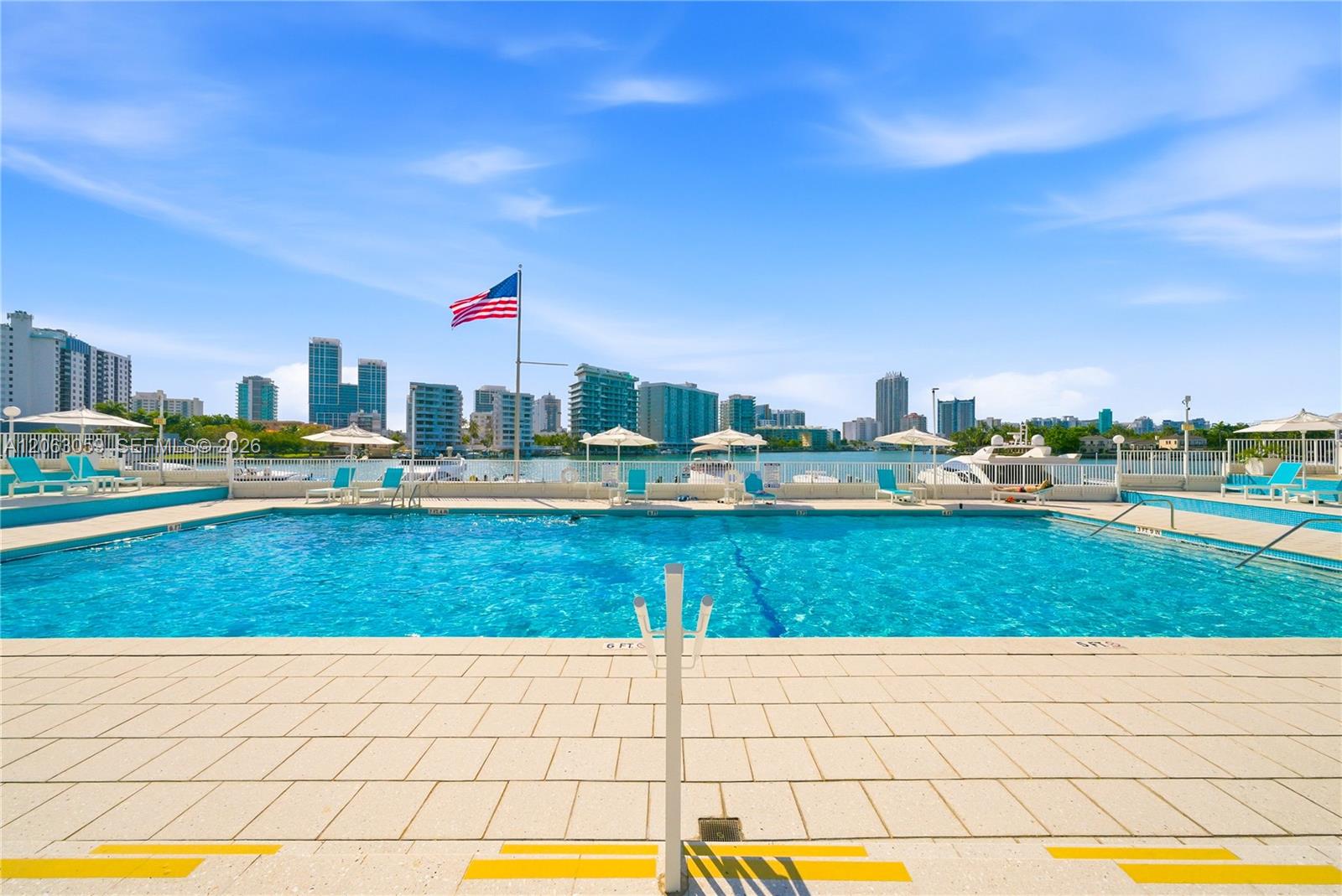 900 Bay Dr Unit: 702/704