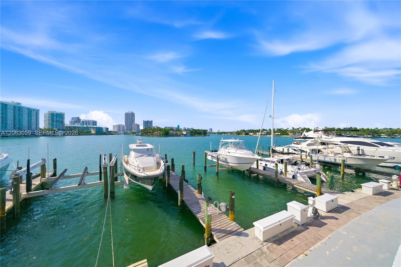 900 Bay Dr Unit: 702/704