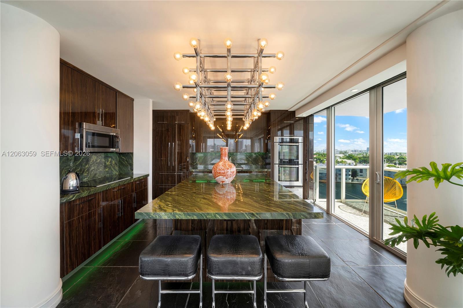900 Bay Dr Unit: 702/704
