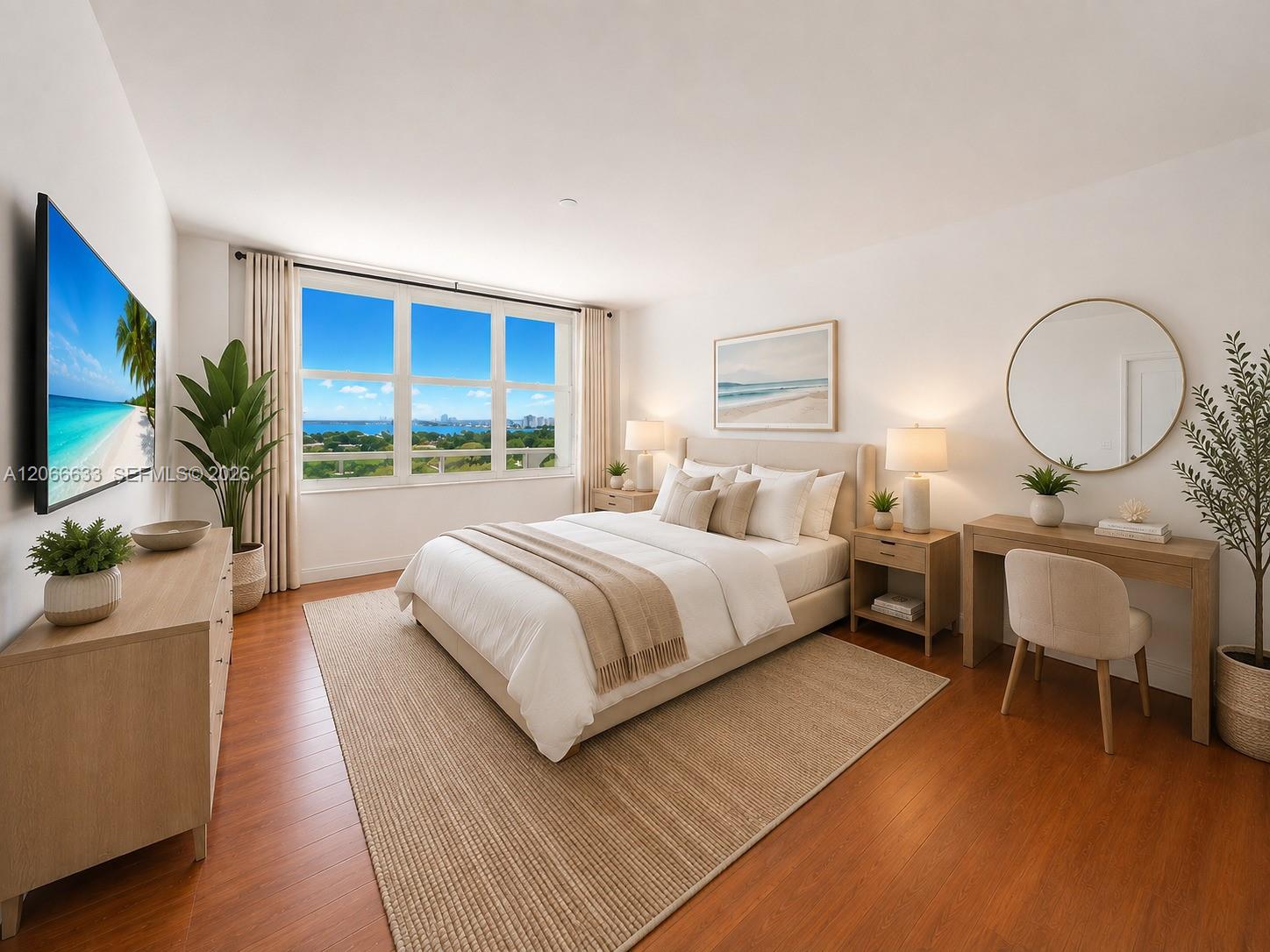 5601 Collins Ave # 14 Unit: PH-14