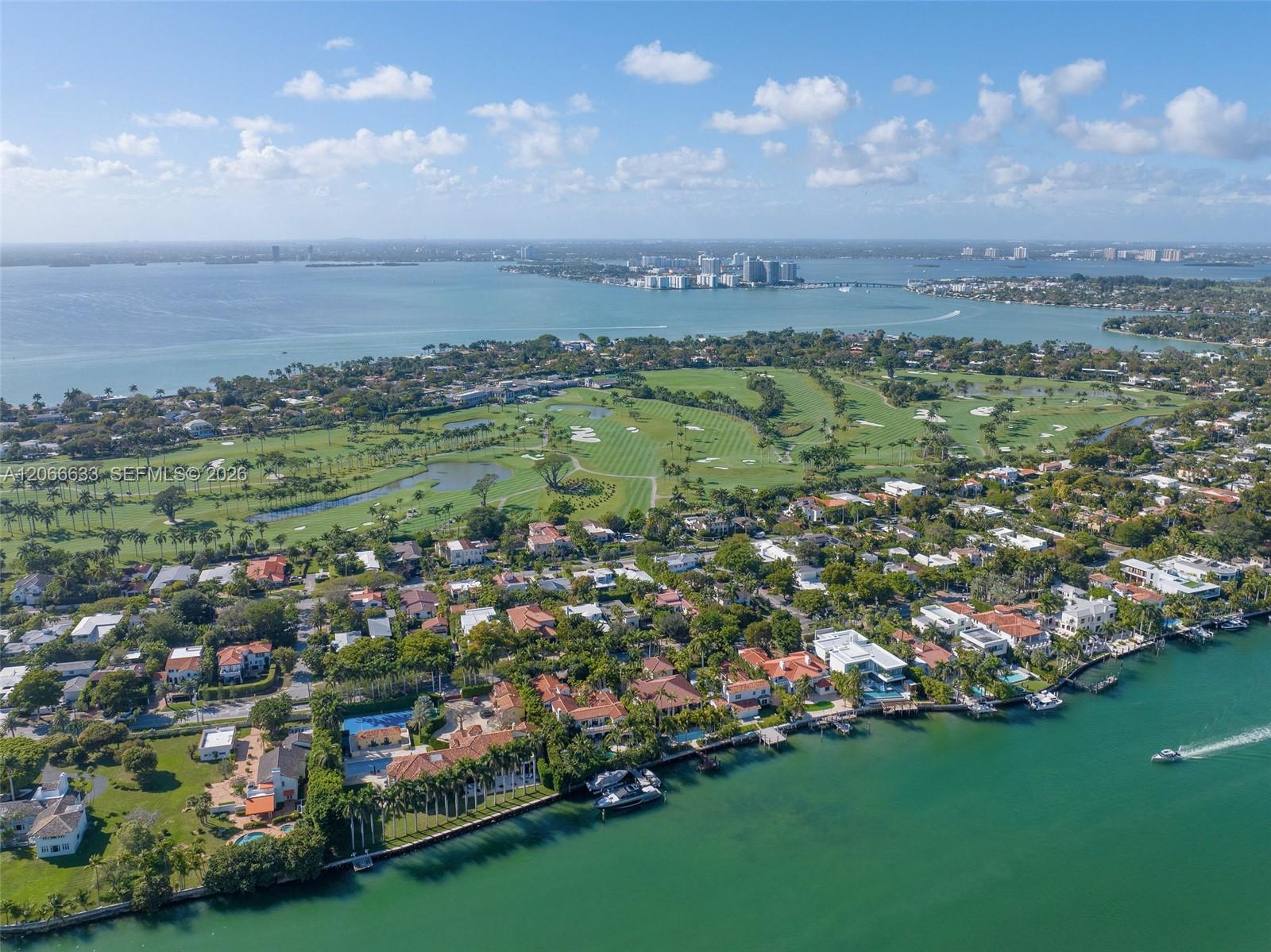 5601 Collins Ave # 14 Unit: PH-14