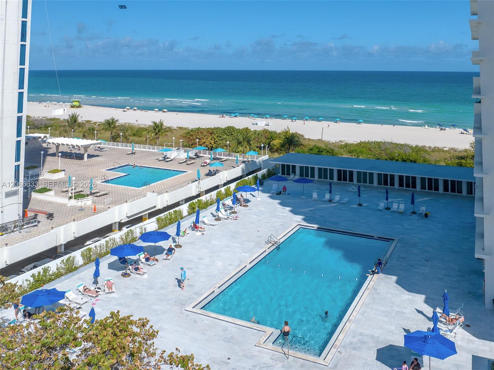 5601 Collins Ave # 14 Unit: PH-14