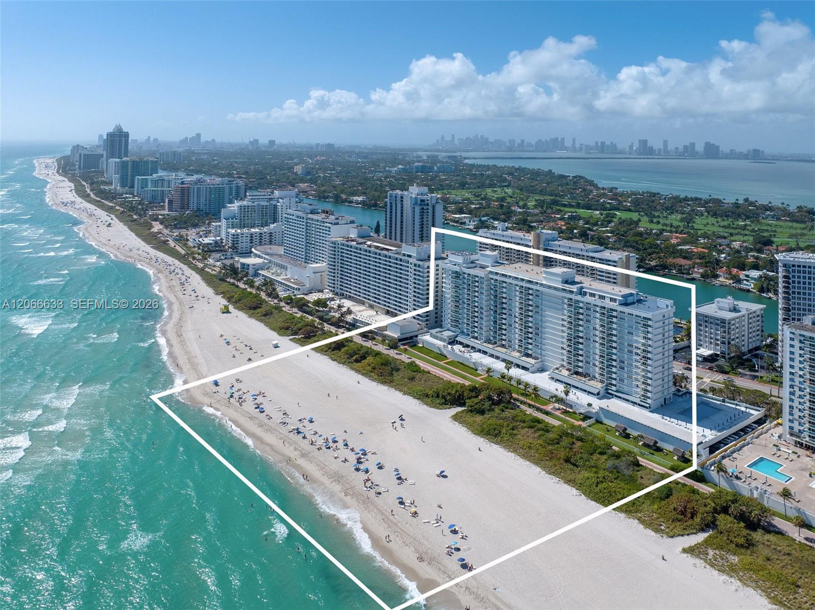 5601 Collins Ave # 14 Unit: PH-14