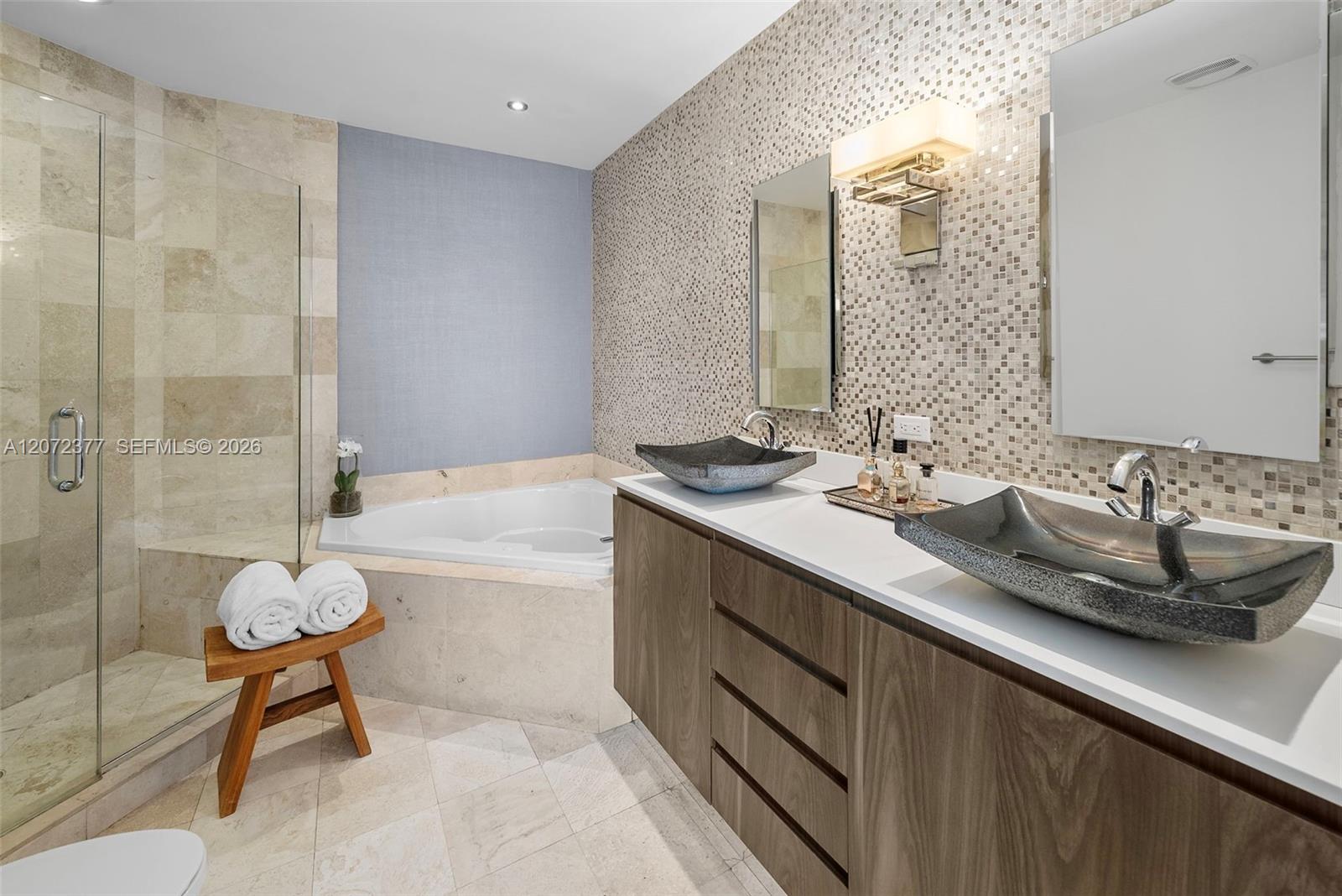 1607 Ponce De Leon Blvd # 9B