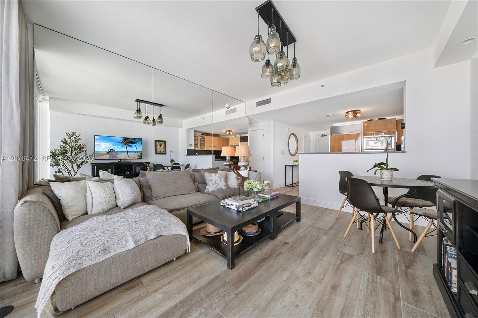 6799 Collins Ave # 701