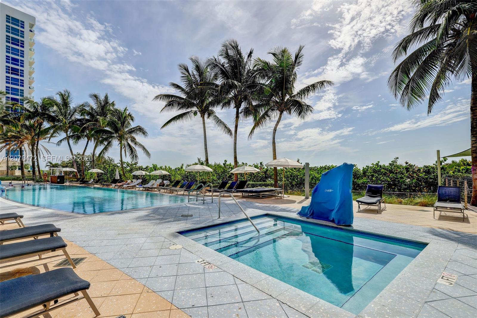 6799 Collins Ave # 701