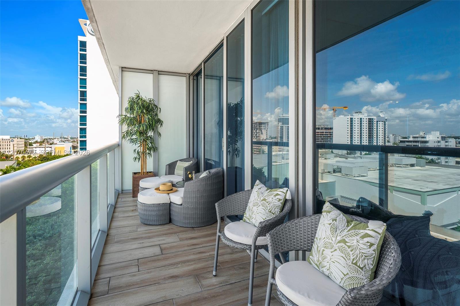 6799 Collins Ave # 701